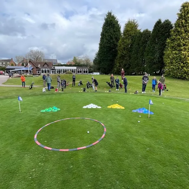 Junior golfers at Trentham Park Golf Club